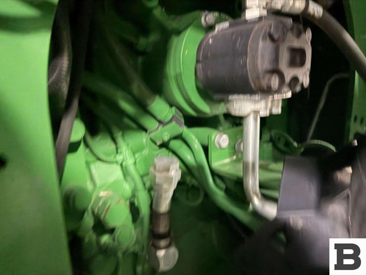 2021-john-deere-9620rx-image-44