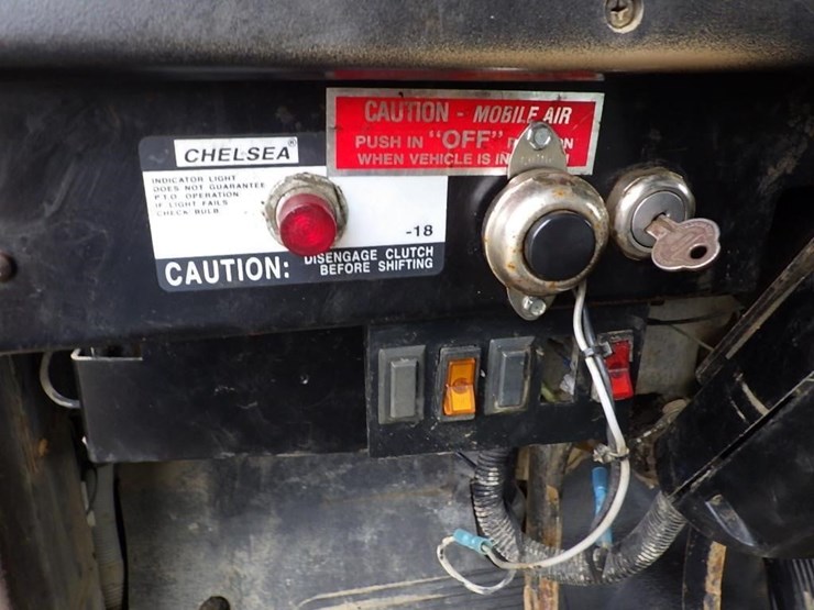 1991-international-4700-image-30