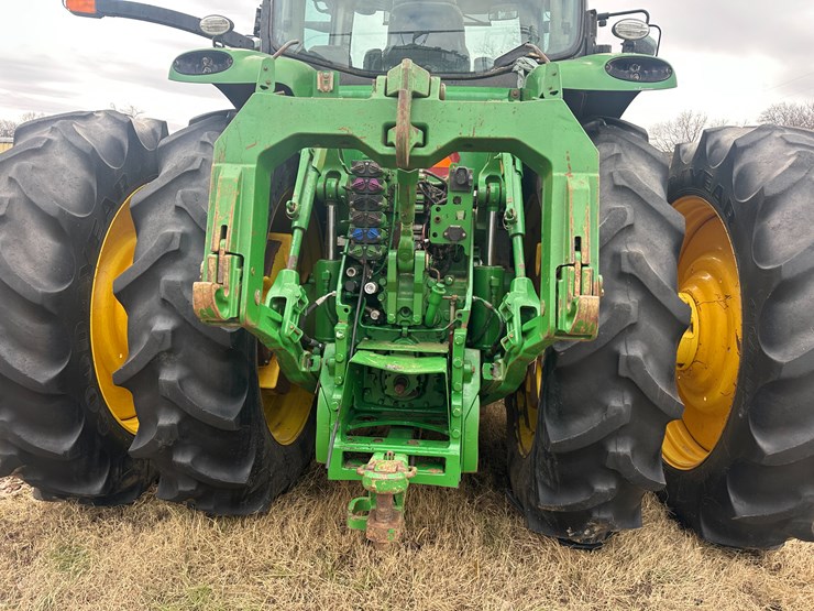 2010-john-deere-8345r-image-25