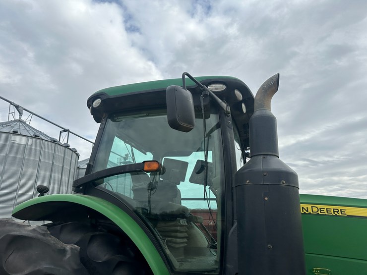 2010-john-deere-8345r-image-44