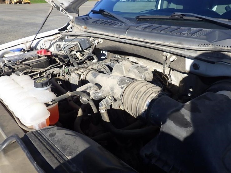 2020-ford-f150-image-11