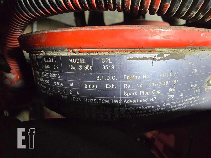 2016-freightliner-114sd-image-30