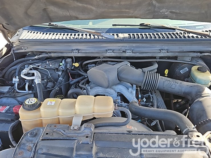 2004-ford-excursion-limited-image-17