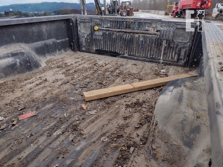 16-ford-truck^title^-image-24