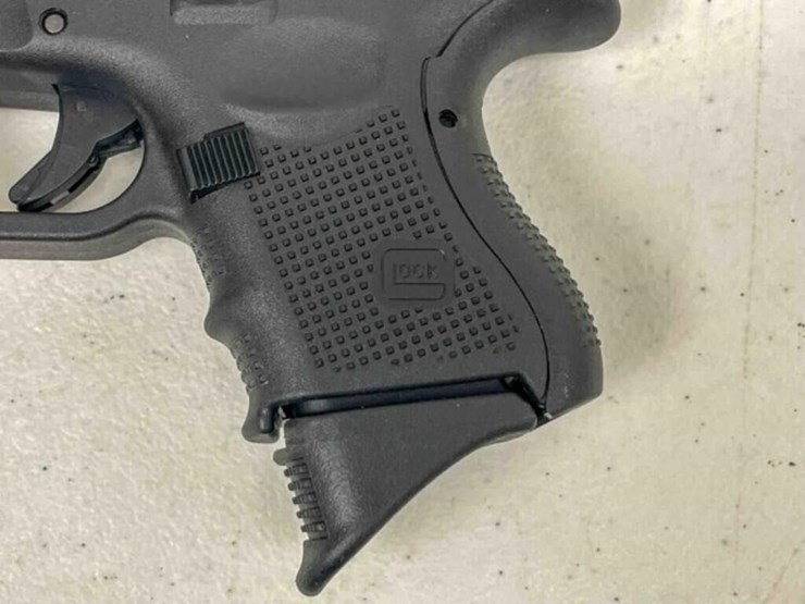 glock-pistol-image-13