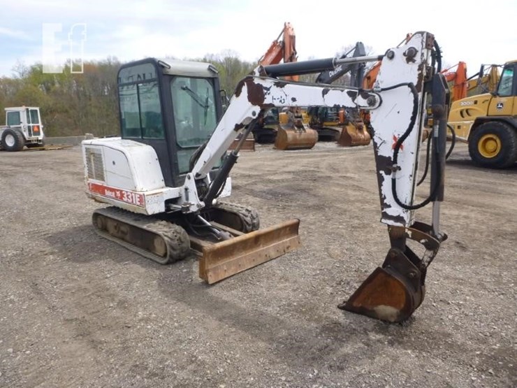 2001-bobcat-331e-image-45