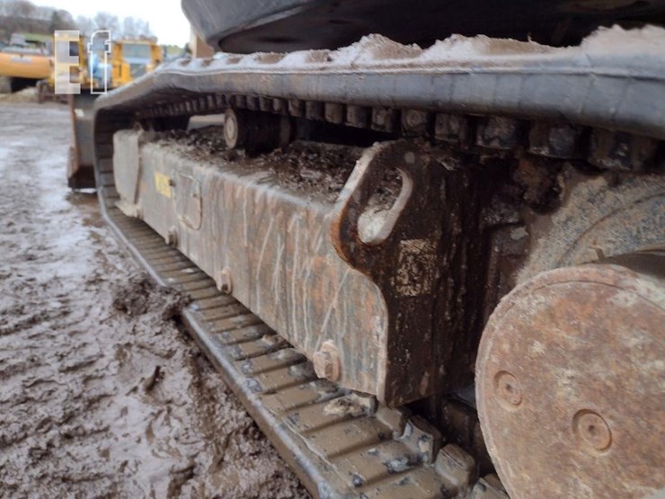 2014-bobcat-e35-image-30