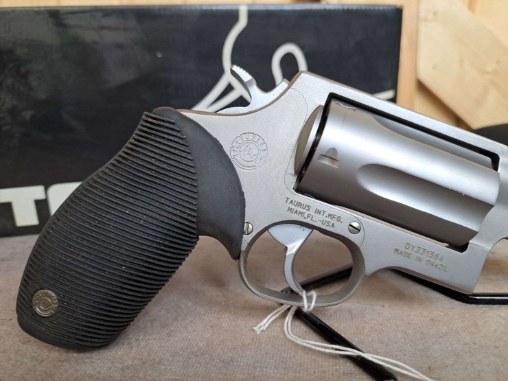 taurus-judge-.45-colt/.410-da-revolver-image-9