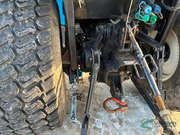 ls-xr4755h-loader-tractor-showing-3660-hours-image-11