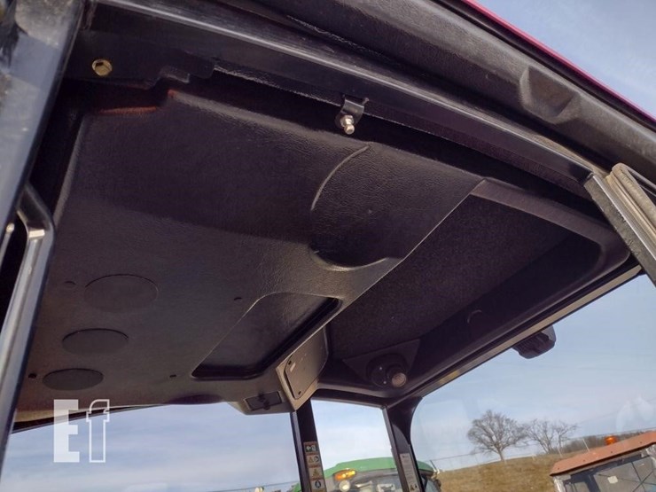 ventrac-3400l-lawn-mower-w/blade-&-broom-image-15