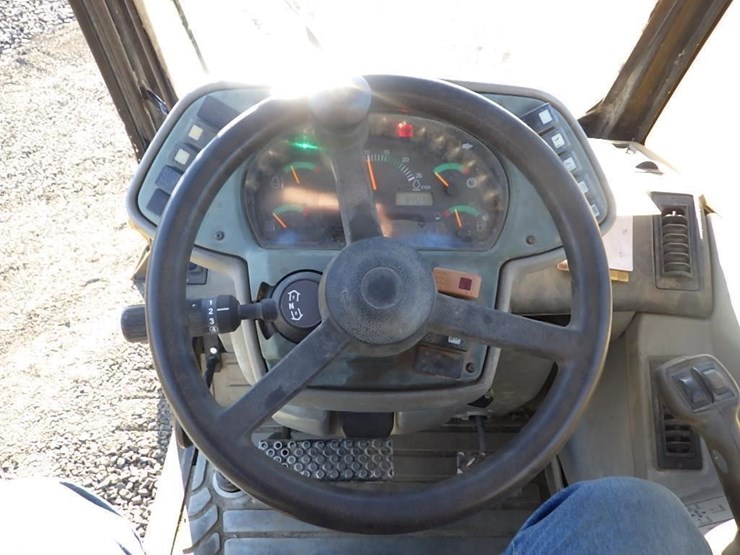 caterpillar-th560b-image-28