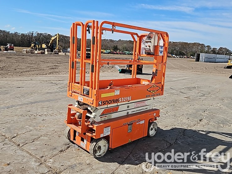 2017-jlg-1930es-image-4