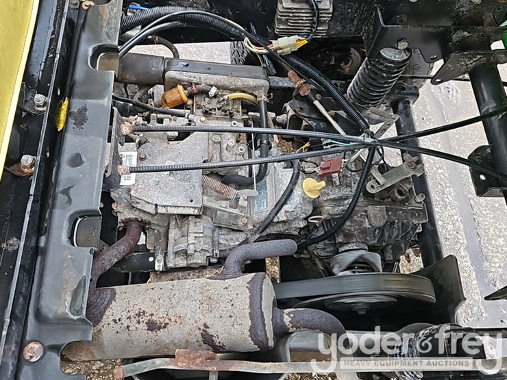 john-deere-gator-image-16