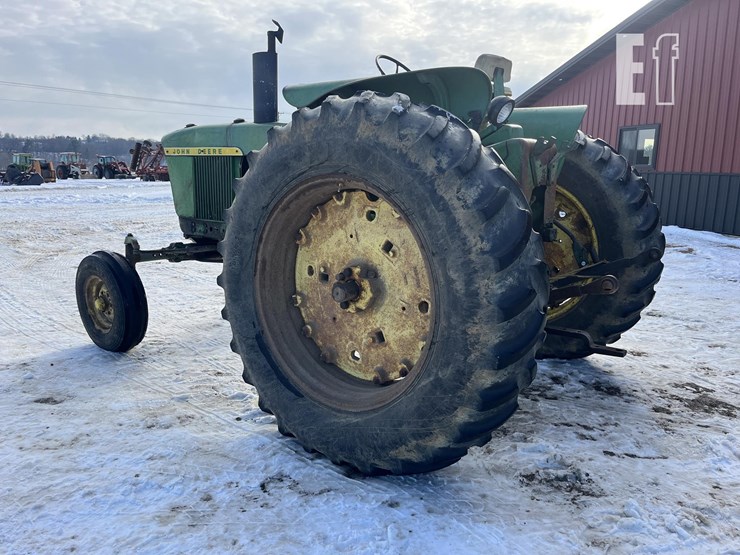 john-deere-3020-image-3