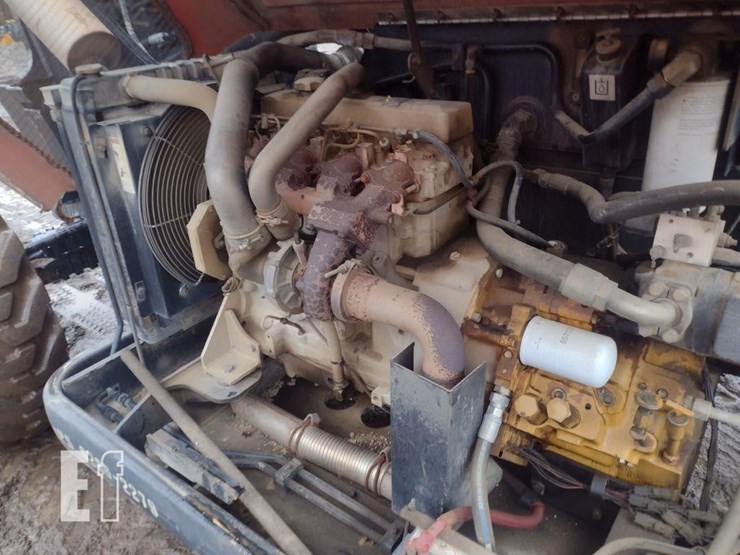 2005-jlg-g9-43a-image-25