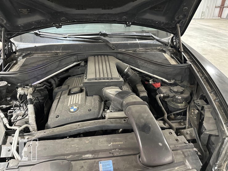 2009-bmw-x5-image-24