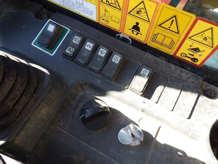 takeuchi-tl12r2-image-30