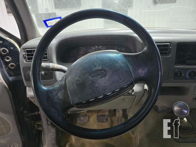 1999-ford-f550-image-10