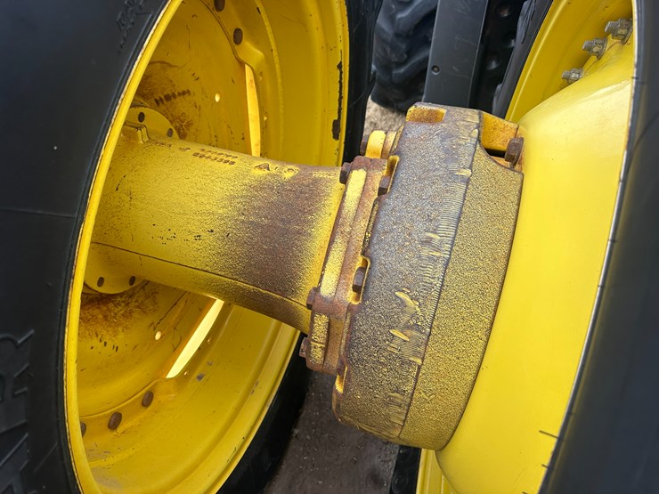 2010-john-deere-8345r-image-24