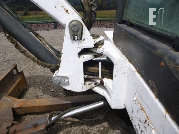 2001-bobcat-331e-image-24