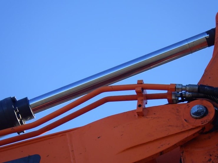 doosan-dx140-lc-5-image-23