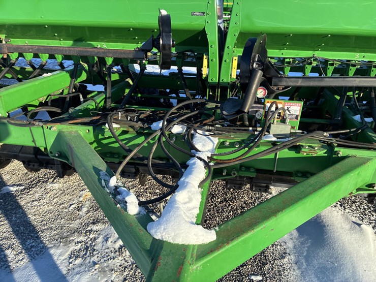 john-deere-1590-image-6