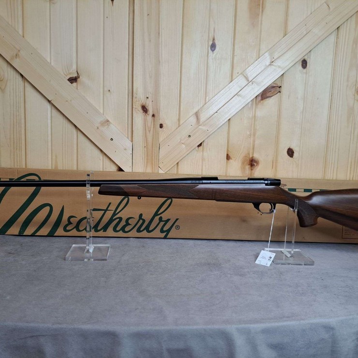 Weatherby Vanguard .300 Wby Magnum Bolt Rifle