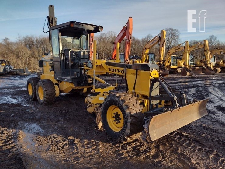 2004-volvo-g86-image-38