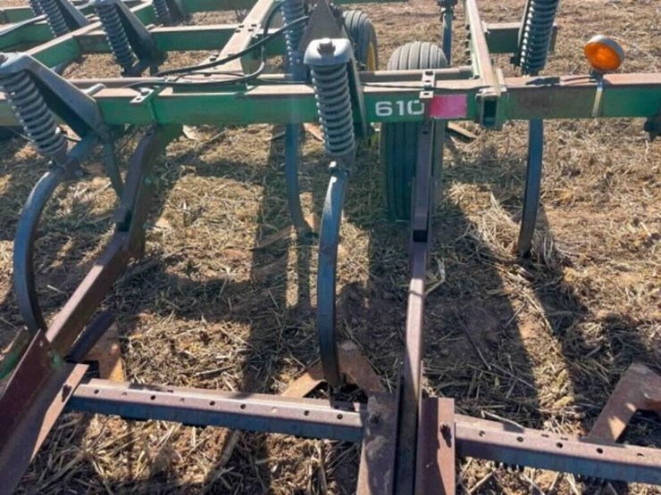 john-deere-610-image-12