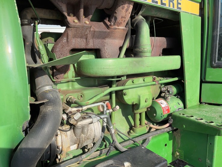 1980-john-deere-4440-image-21