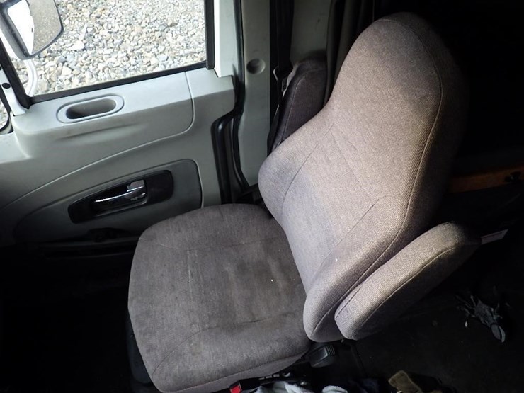 2016-international-prostar-image-51