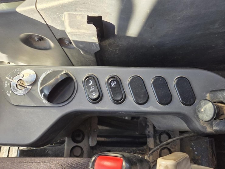 2021-komatsu-pc130-11-image-54