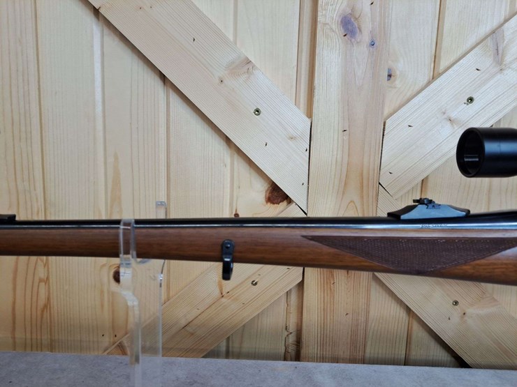 ruger-model-77-.250-3000-savage-bolt-rifle-image-6