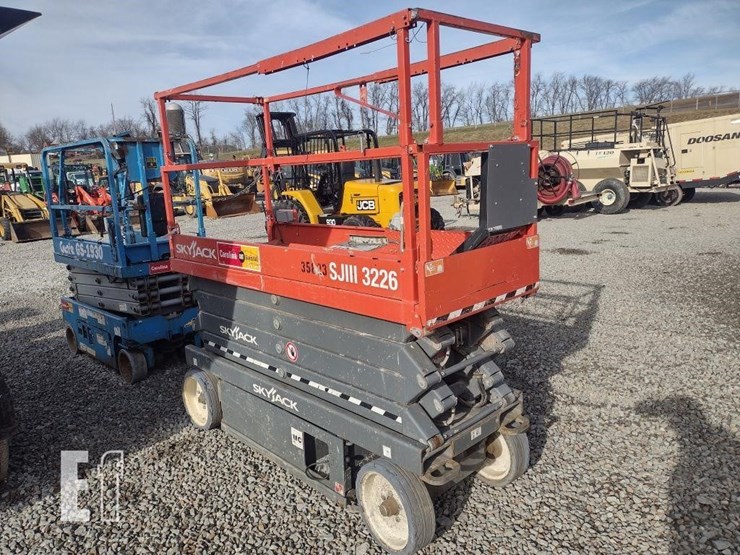skyjack-sjiii3226-image-4