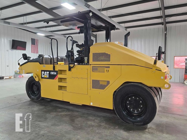 2016-caterpillar-cw34-image-4