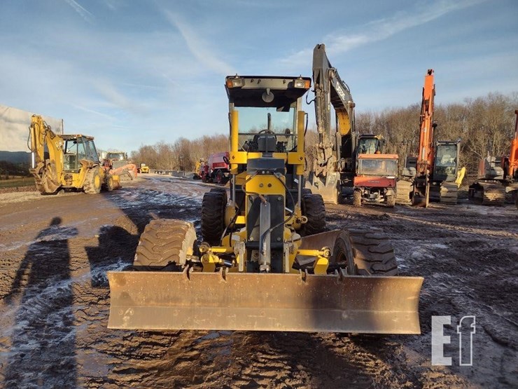 2004-volvo-g86-image-2