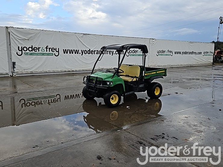 john-deere-gator-image-2