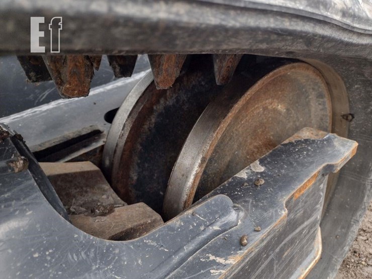 2022-bobcat-t595-image-26