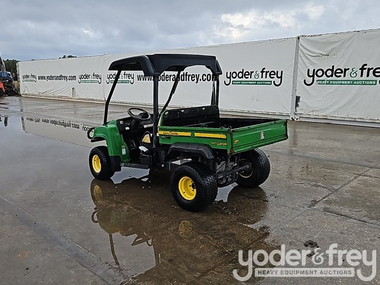 john-deere-gator-image-4