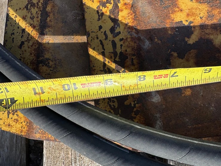 cat-bolt-on-cutting-edge-&-hyd-cylinder-image-13