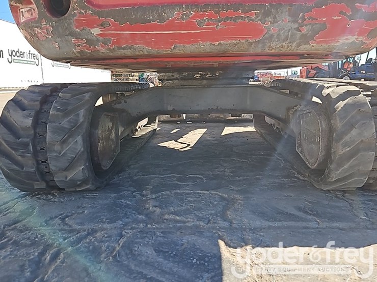 2019-takeuchi-tb235-image-27