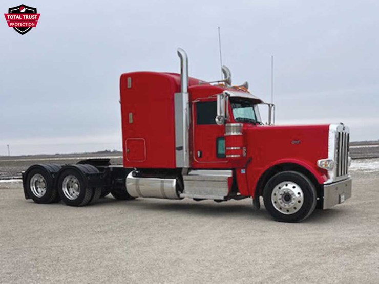 2019-peterbilt-389-image-1
