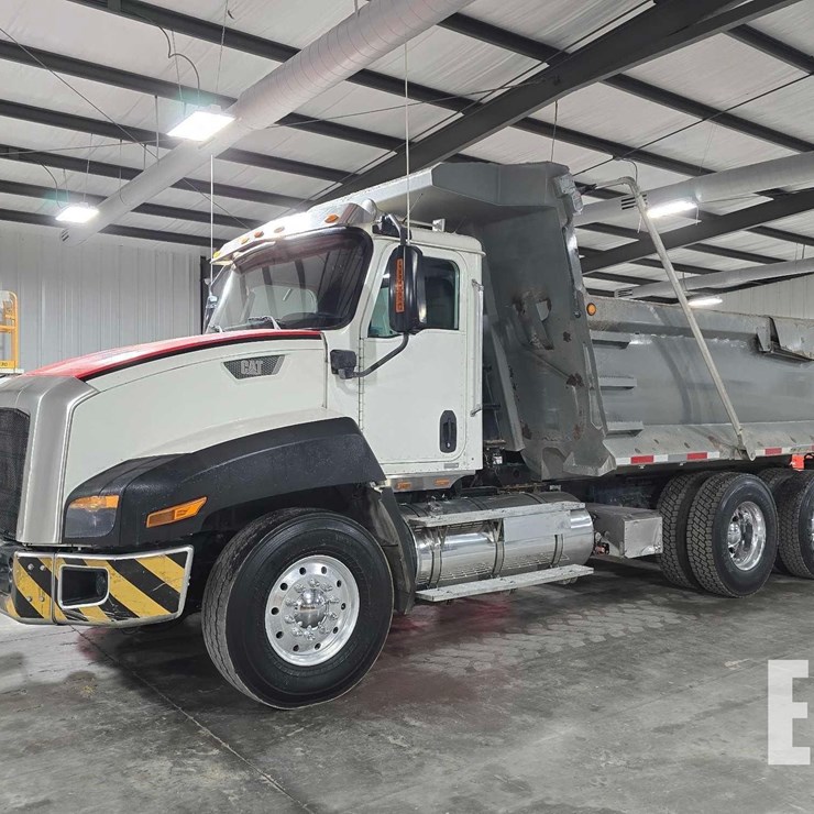 2013 CATERPILLAR CT660S