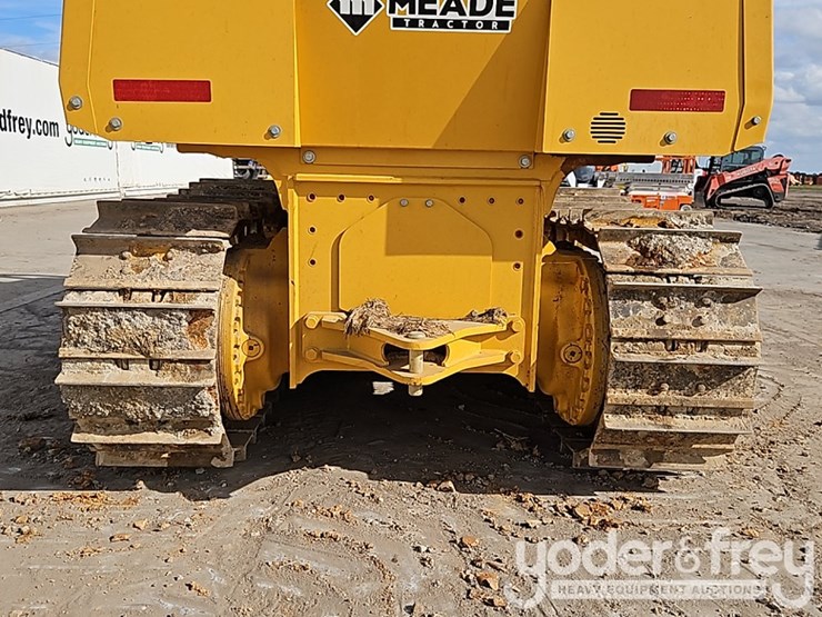 2022-deere-450k-image-24