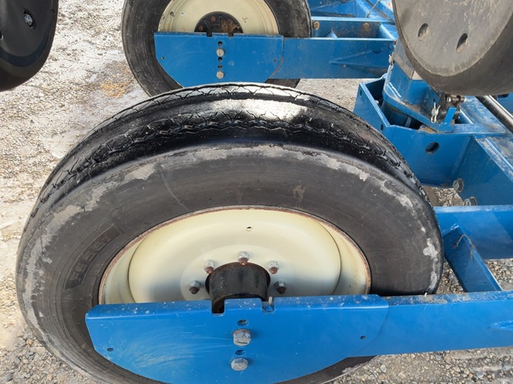 kinze-3600-image-48