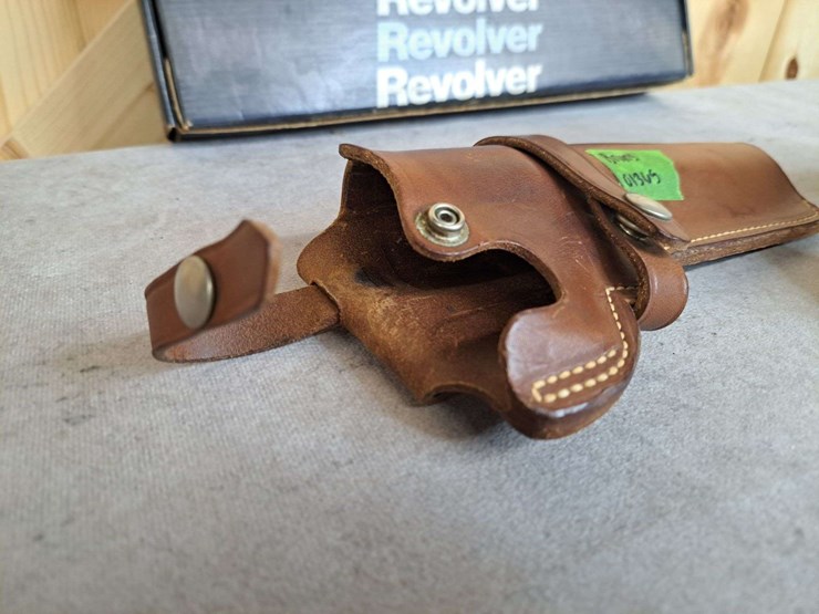 smith-&-wesson-model-686-.357-magnum-da-revolver-image-15