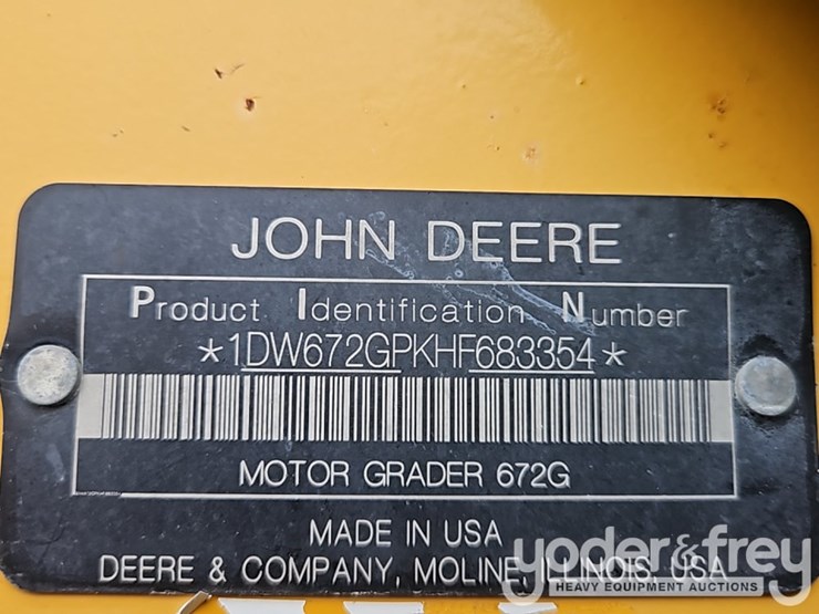 2017-deere-672g-image-40