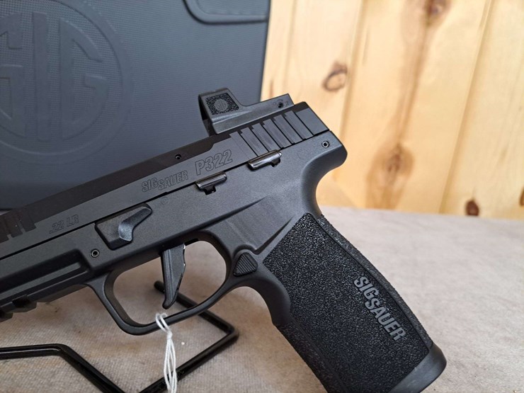sig-sauer-p322-.22-lr-semiauto-pistol-image-4
