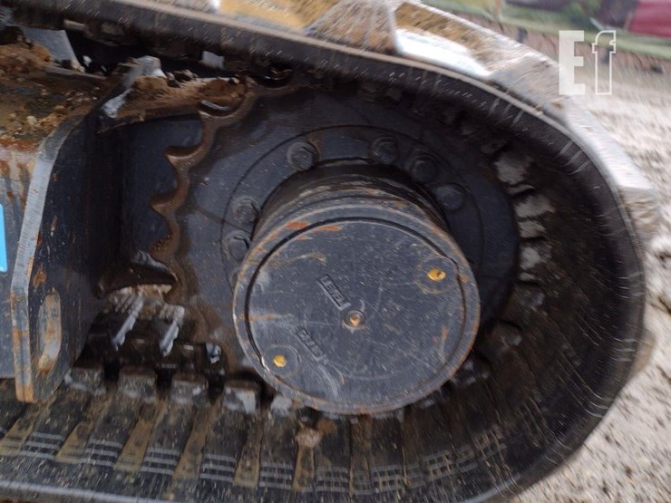 2023-deere-30g-image-28