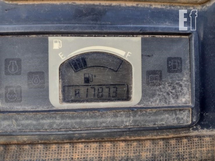 2022-deere-26g-image-6